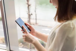 LINEで問い合わせる様子